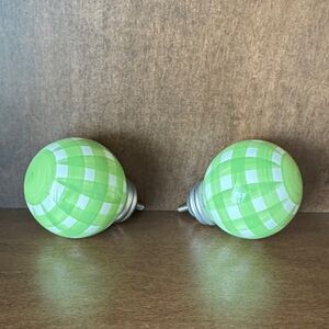 Pottery Barn Kids green gingham curtain finials or balls NWOT